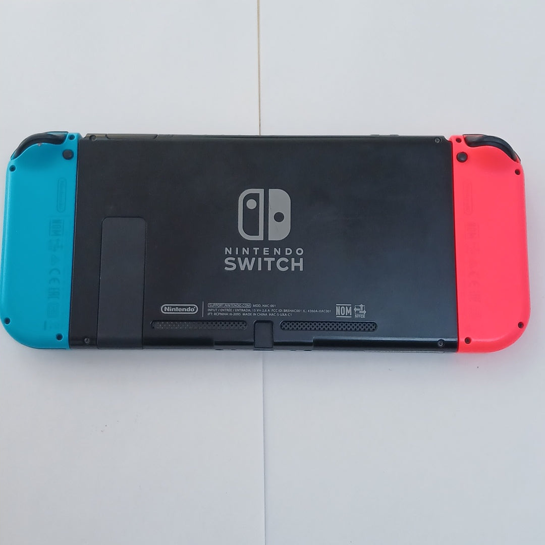 CONSOLA DE VIDEOJUEGO NINTENDO SWITCH 32 GB (SEMINUEVO)