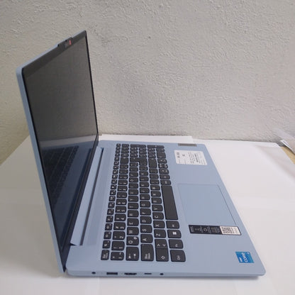 LAPTOP LENOVO IDEAPAD SLIM 3 15IRU8 (2023) 256 GB SSD 8 GB RAM (SEMINUEVO)