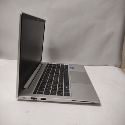 LAPTOP HP ELITEBOOK 640 G9 (2023) 256 GB SSD 16 GB RAM (SEMINUEVO)