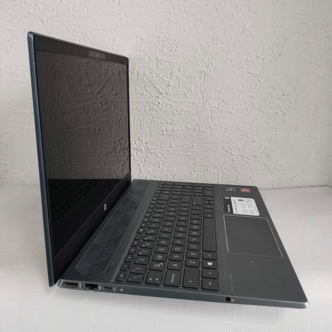 LAPTOP HP PAVILION 15-CW1004LA (2020) 1 TB + 128 GB SSD 12 GB RAM (SEMINUEVO)