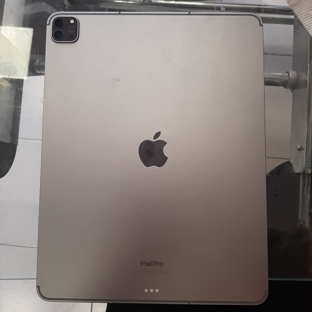 TABLETA APPLE IPAD PRO 6 12.9&quot; A2764 128 GB 8 GB RAM (SEMINUEVO)