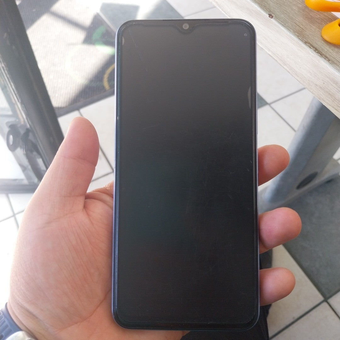 CELULAR VIVO Y22S V2206 128 GB 4 GB RAM (SEMINUEVO)