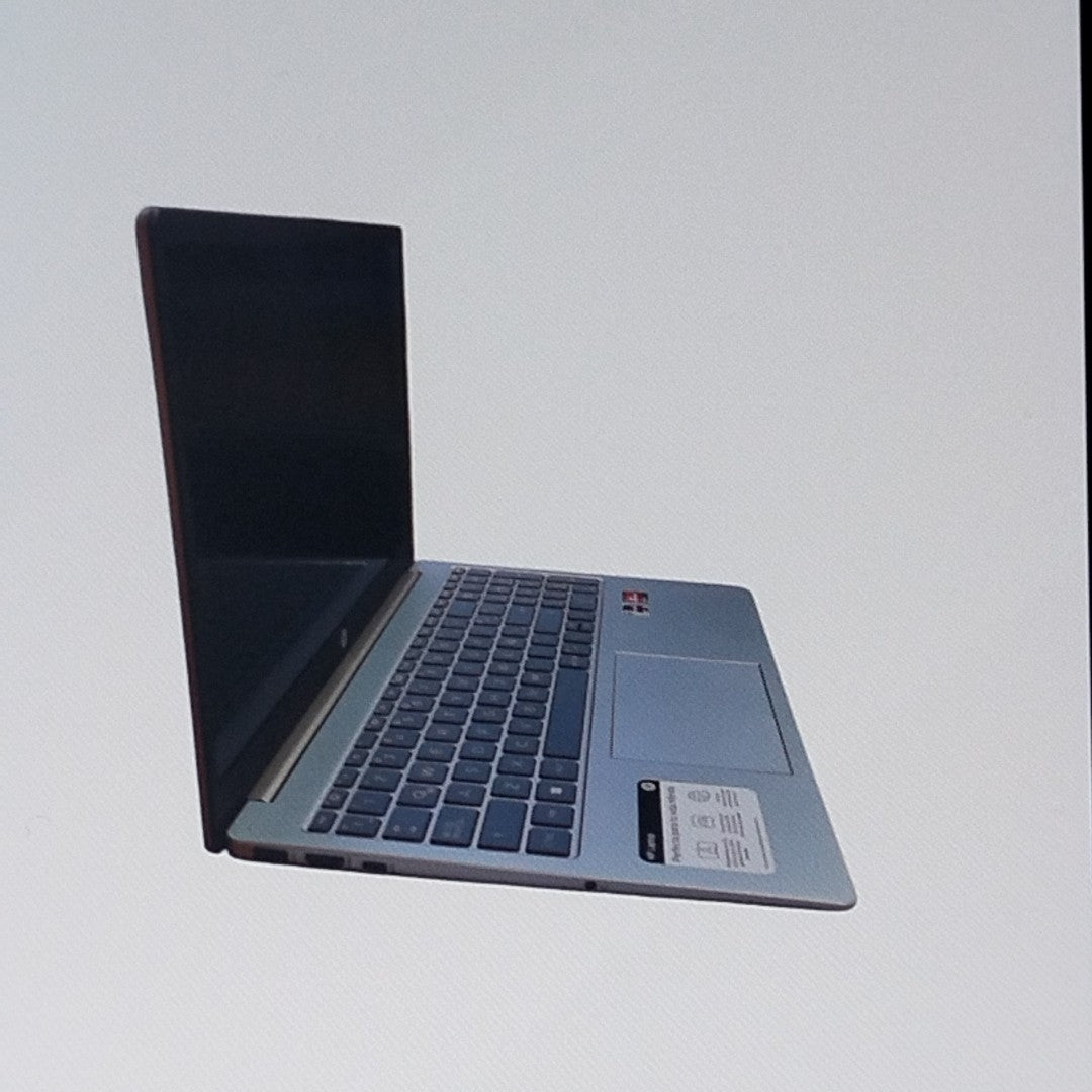 LAPTOP HP 15-FC0000LA (2023) 512 GB SSD 8 GB RAM (SEMINUEVO)