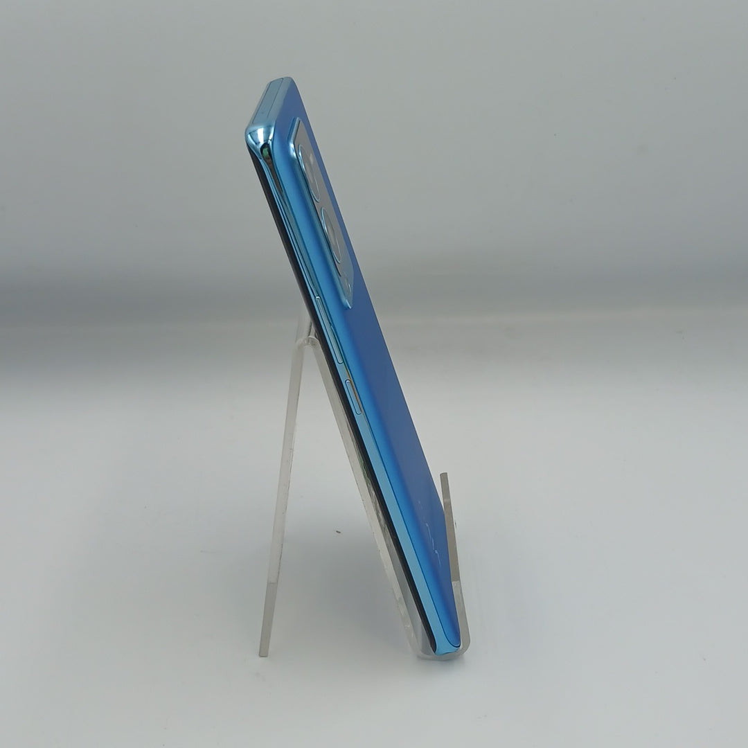 CELULAR VIVO V25 PRO V2158 256 GB 12 GB RAM (SEMINUEVO)