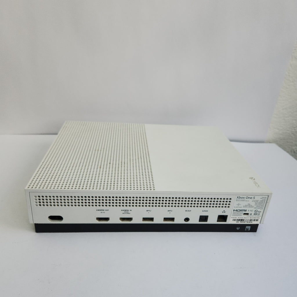 CONSOLA DE VIDEOJUEGO MICROSOFT XBOX ONE S 1 TB (SEMINUEVO)