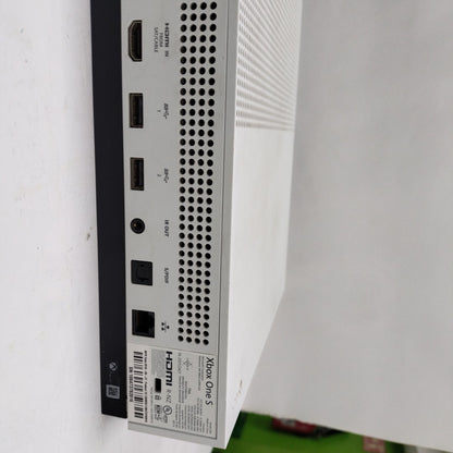 CONSOLA DE VIDEOJUEGO MICROSOFT XBOX ONE S 1 TB (SEMINUEVO)