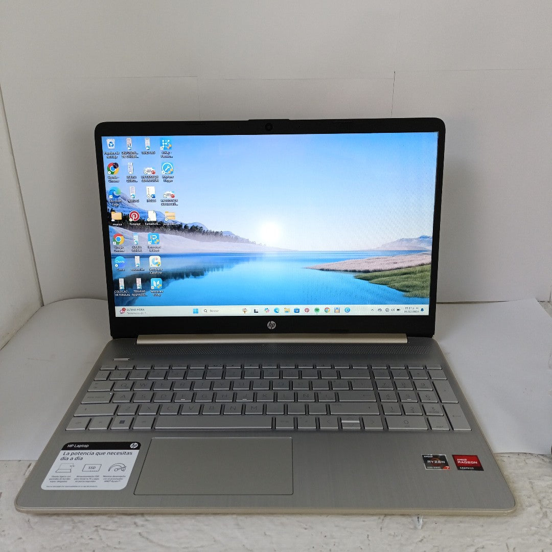LAPTOP HP 15-EF2505LA (2023) 512 GB SSD 8 GB RAM (SEMINUEVO)