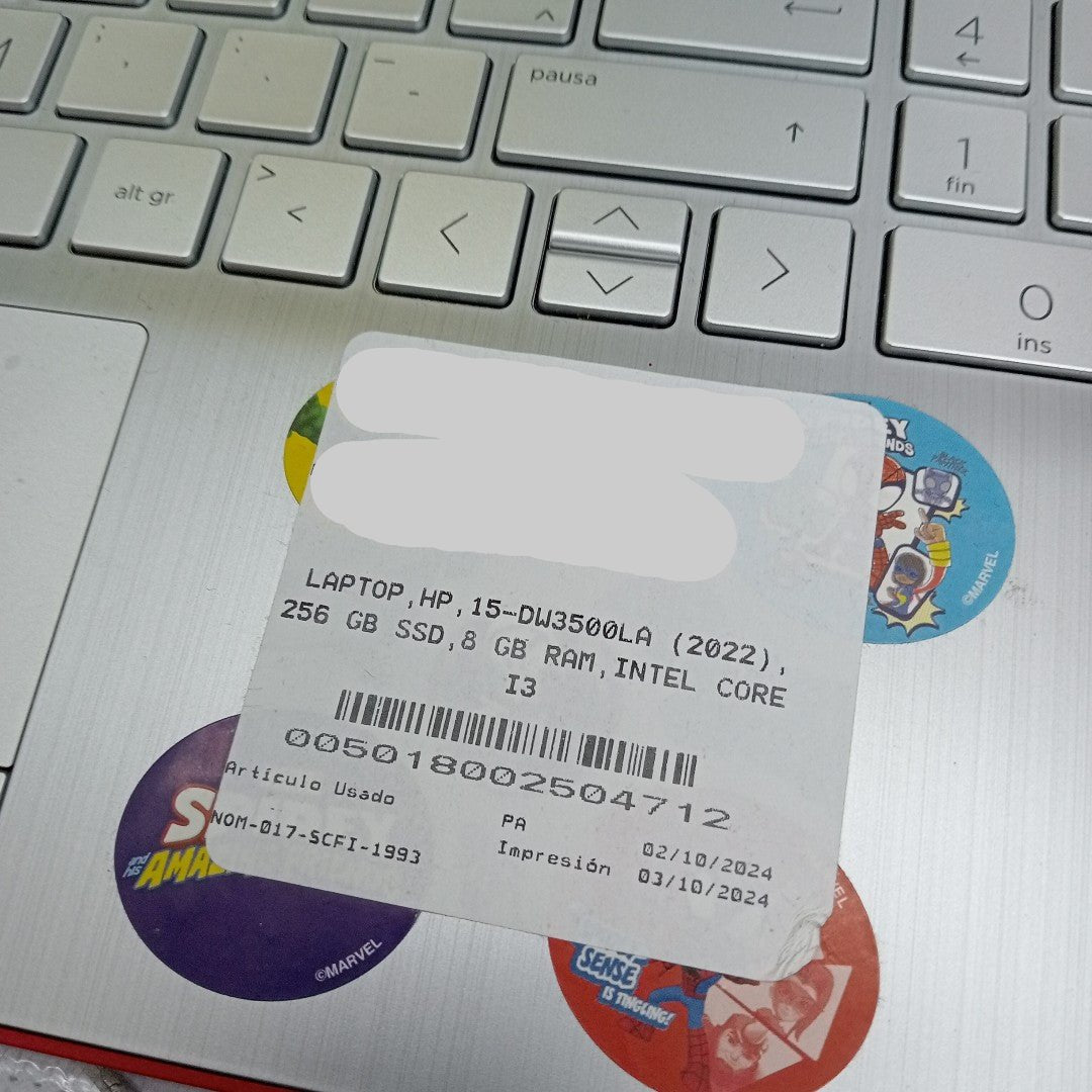 LAPTOP HP 15-DW3500LA (2022) 256 GB SSD 8 GB RAM (SEMINUEVO)