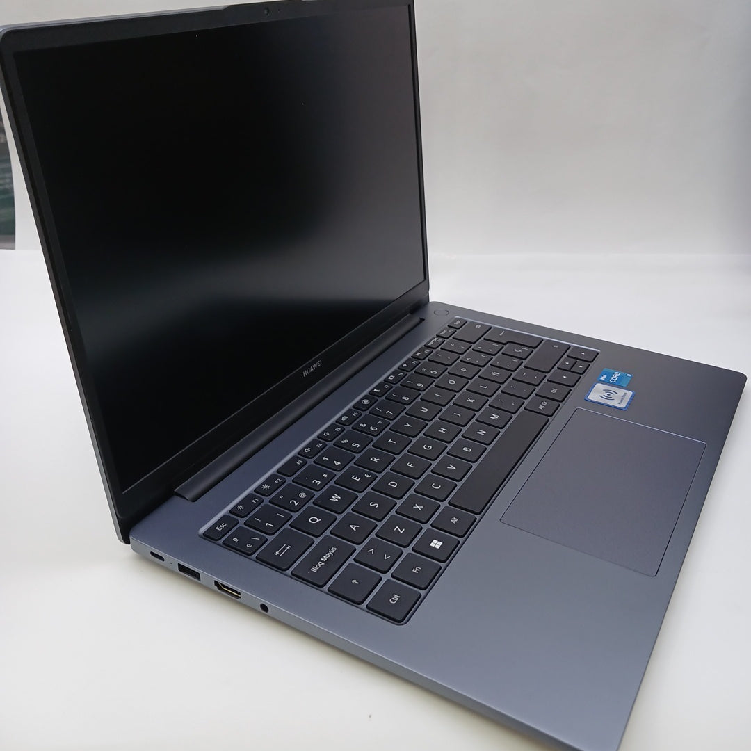 LAPTOP HUAWEI MATEBOOK D14 MDF-X (2024) 256 GB 8 GB RAM (SEMINUEVO)