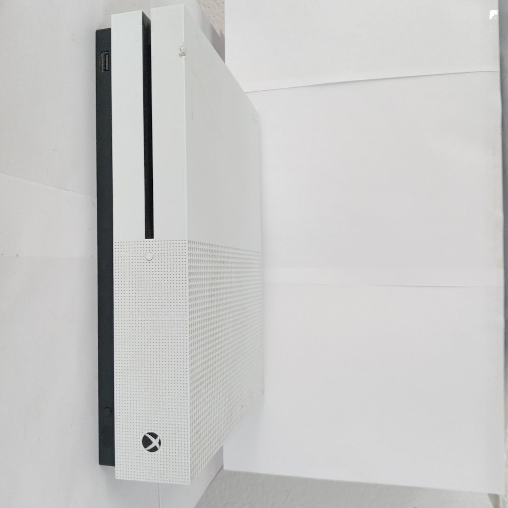 CONSOLA DE VIDEOJUEGO MICROSOFT XBOX ONE S 500 GB  (SEMINUEVO)