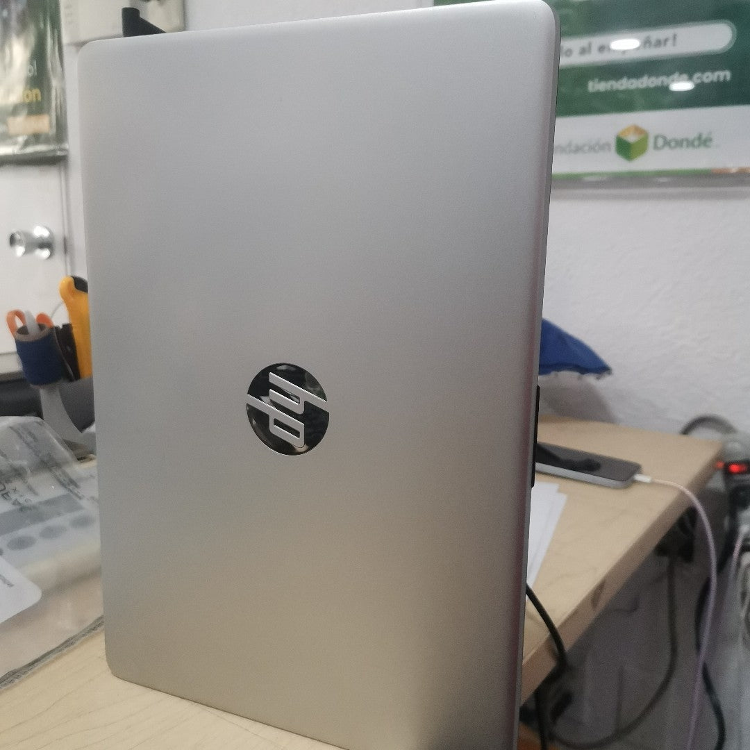 LAPTOP HP 14-DQ0519LA (2023) 128 GB SSD 4 GB RAM (SEMINUEVO)