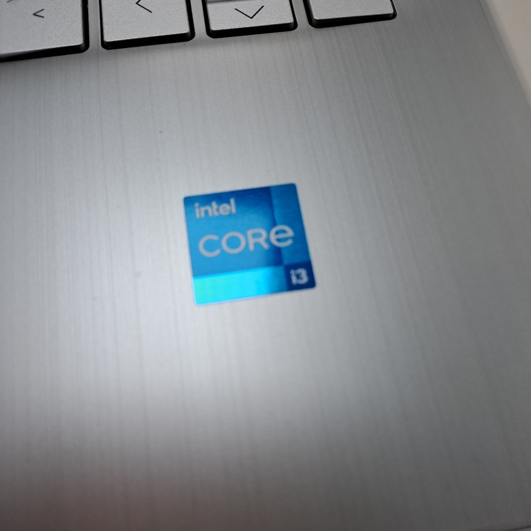 LAPTOP HP 14-DQ5007LA (2023) 512 GB SSD 16 GB RAM (SEMINUEVO)