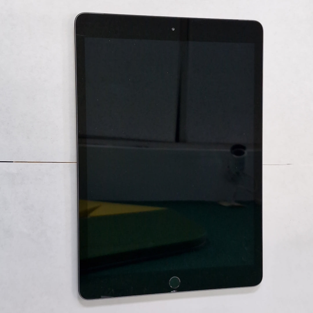 TABLETA APPLE IPAD 8 A2429 128 GB 3 GB RAM (SEMINUEVO)