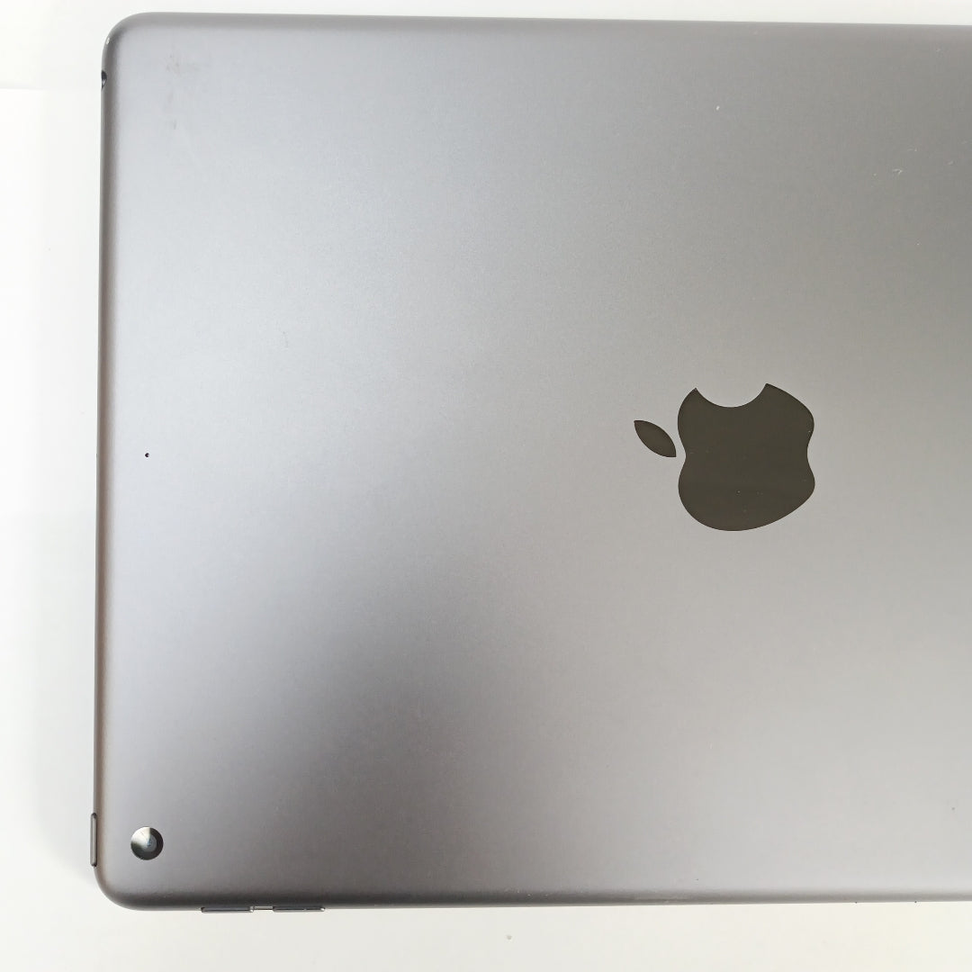 TABLETA APPLE IPAD 9 A2602 256 GB 3 GB RAM (SEMINUEVO)