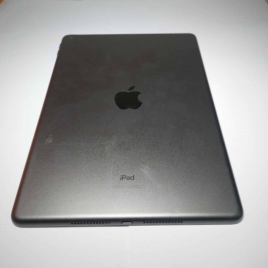 TABLETA APPLE IPAD 9 A2602 256 GB 3 GB RAM (SEMINUEVO)