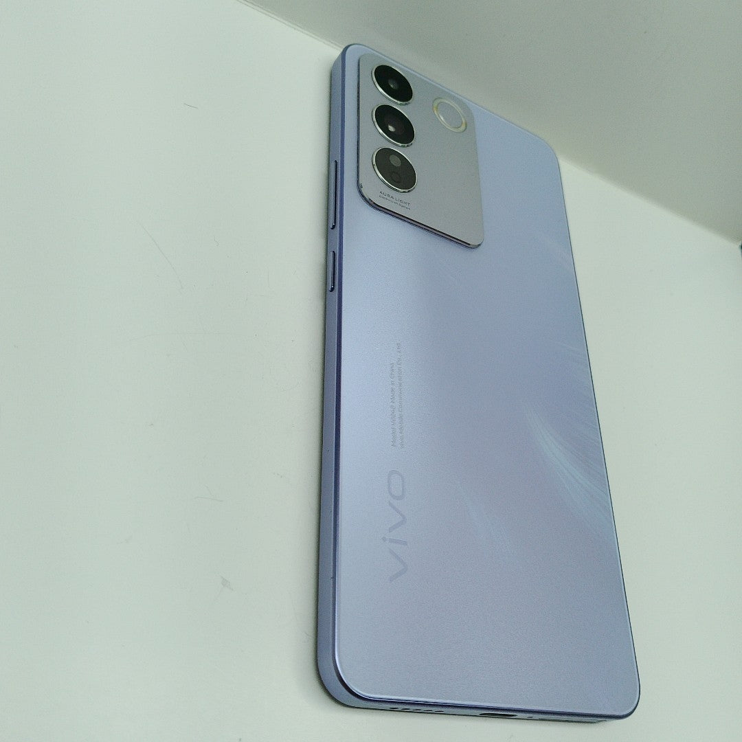 CELULAR VIVO V25E V2242 (2022) 256 GB 8 GB RAM (SEMINUEVO)