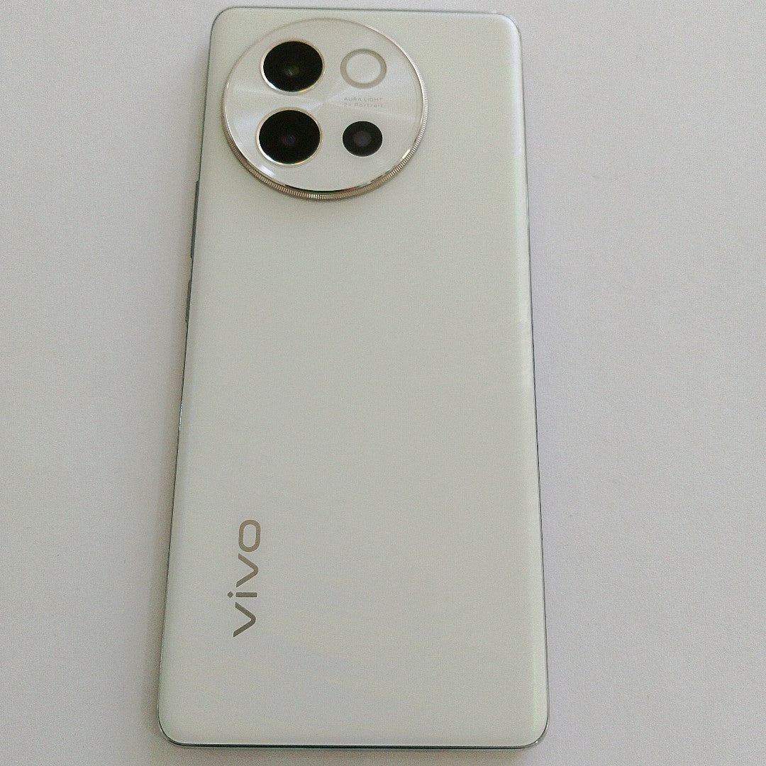 CELULAR VIVO V40 LITE V2341 (2024) 256 GB 8 GB RAM (SEMINUEVO)