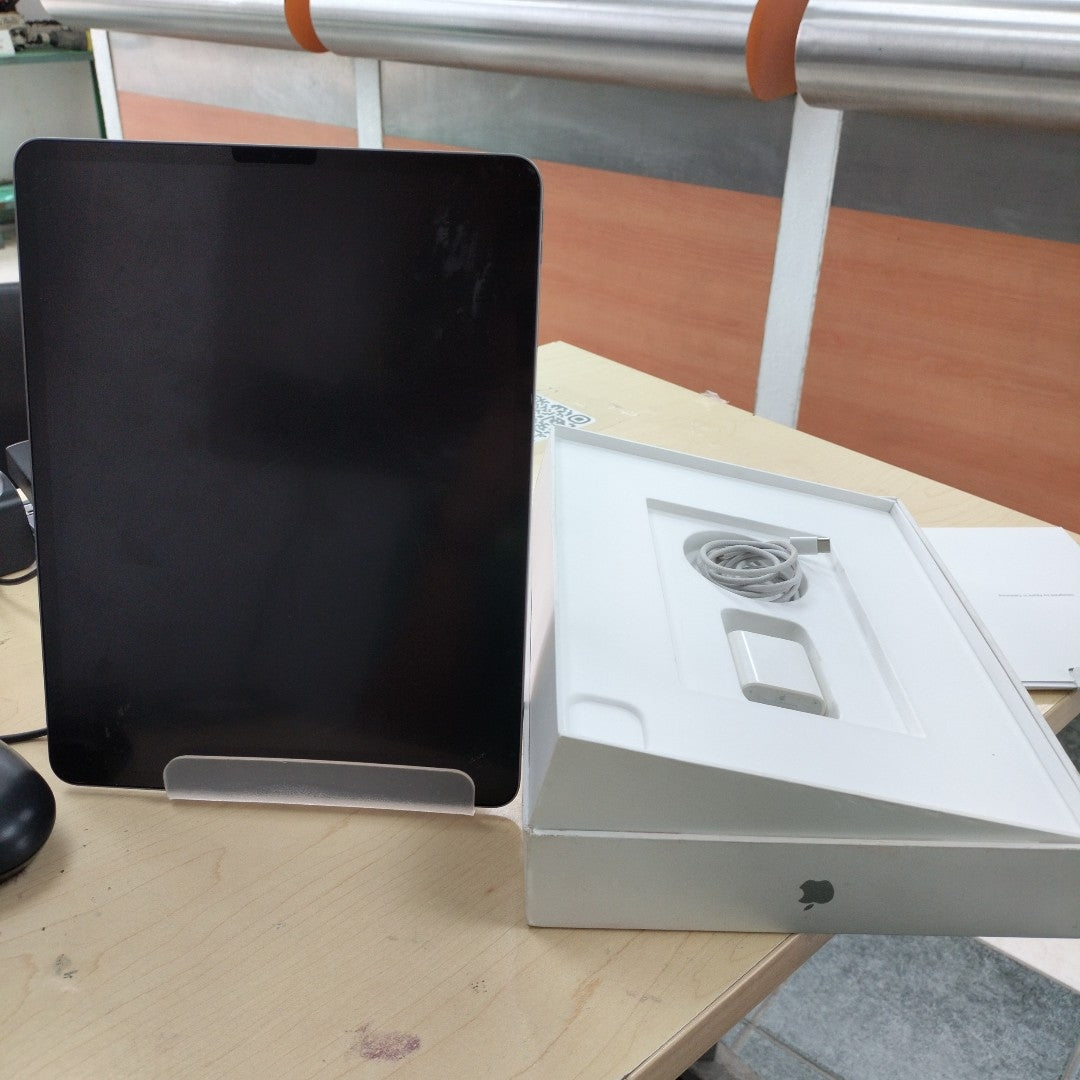 TABLETA APPLE IPAD PRO 6 12.9" A2436 128 GB 8 GB RAM (SEMINUEVO)