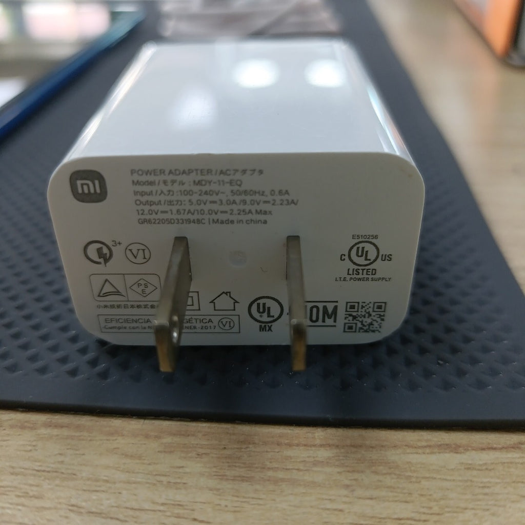 CELULAR XIAOMI 11 LITE 5G NE 2109119DG (2021) 128 GB 6 GB RAM (SEMINUEVO)