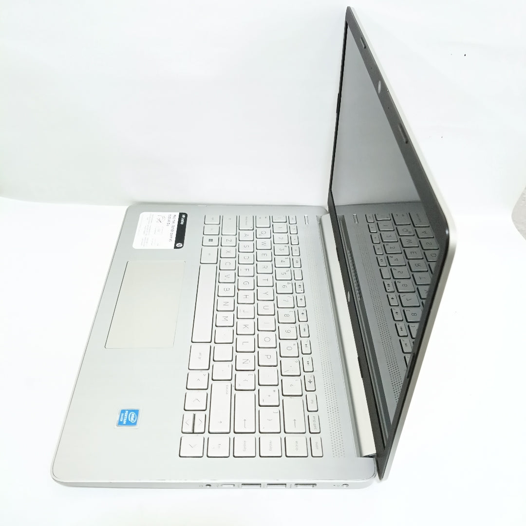 LAPTOP HP 14-DQ0505LA (2022) 256 GB SSD 8 GB RAM (SEMINUEVO)