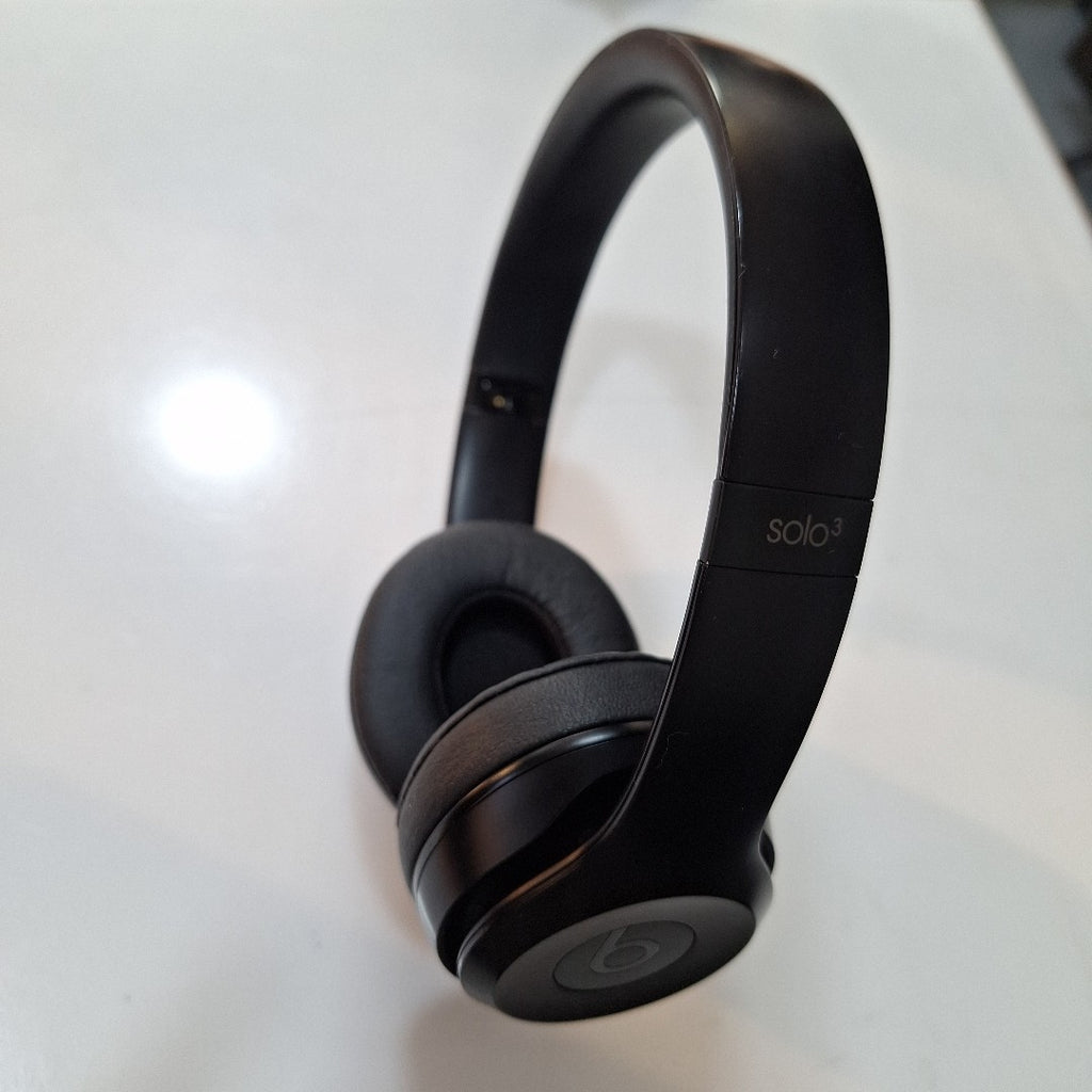 AUDIFONOS BEATS SOLO 3 INALAMBRICO ON EAR (SEMINUEVO)