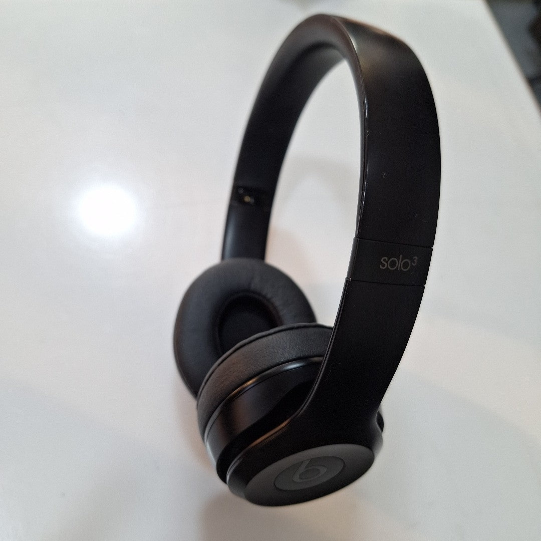 AUDIFONOS BEATS SOLO 3 INALAMBRICO ON EAR (SEMINUEVO)