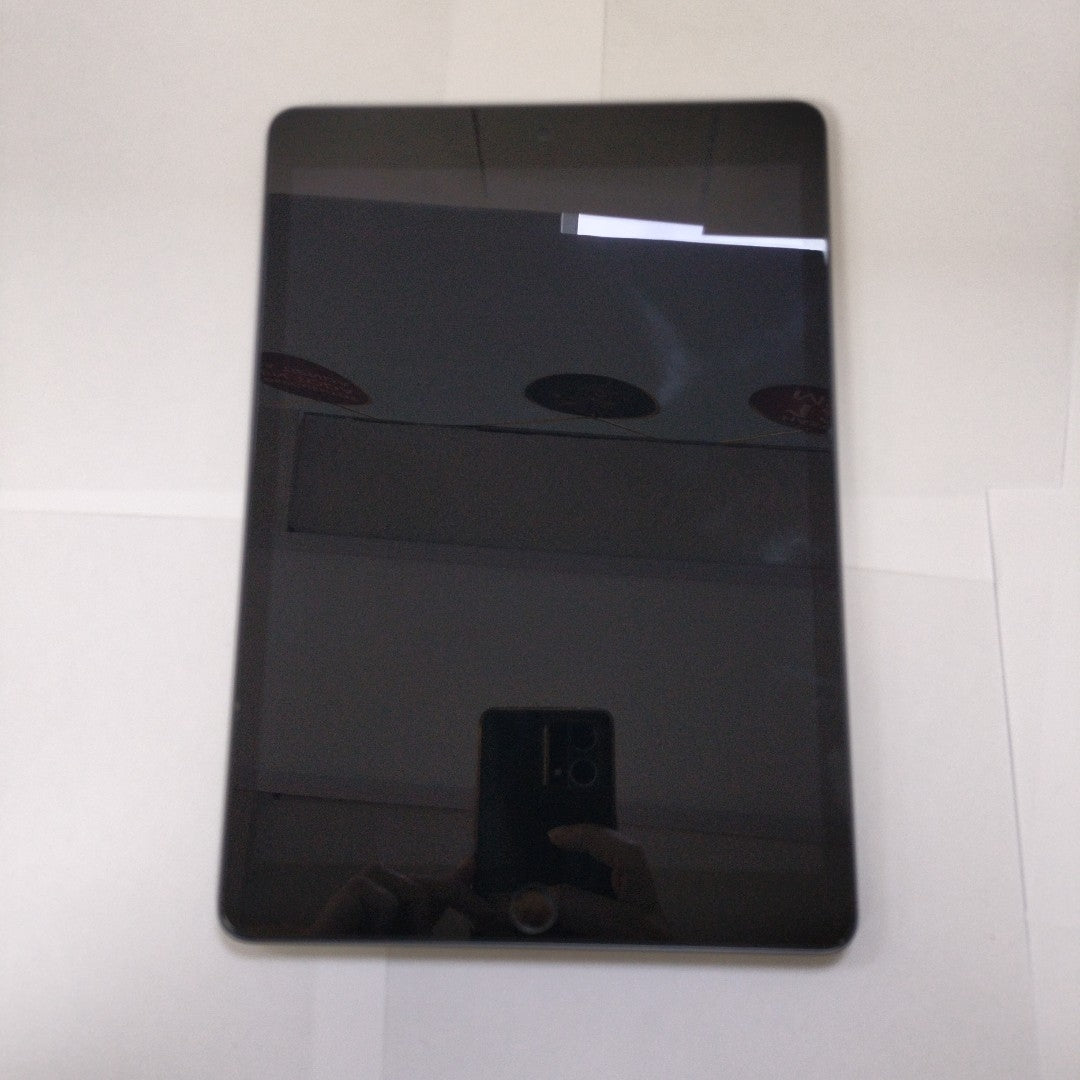TABLETA APPLE IPAD 9 A2602 256 GB 3 GB RAM (SEMINUEVO)