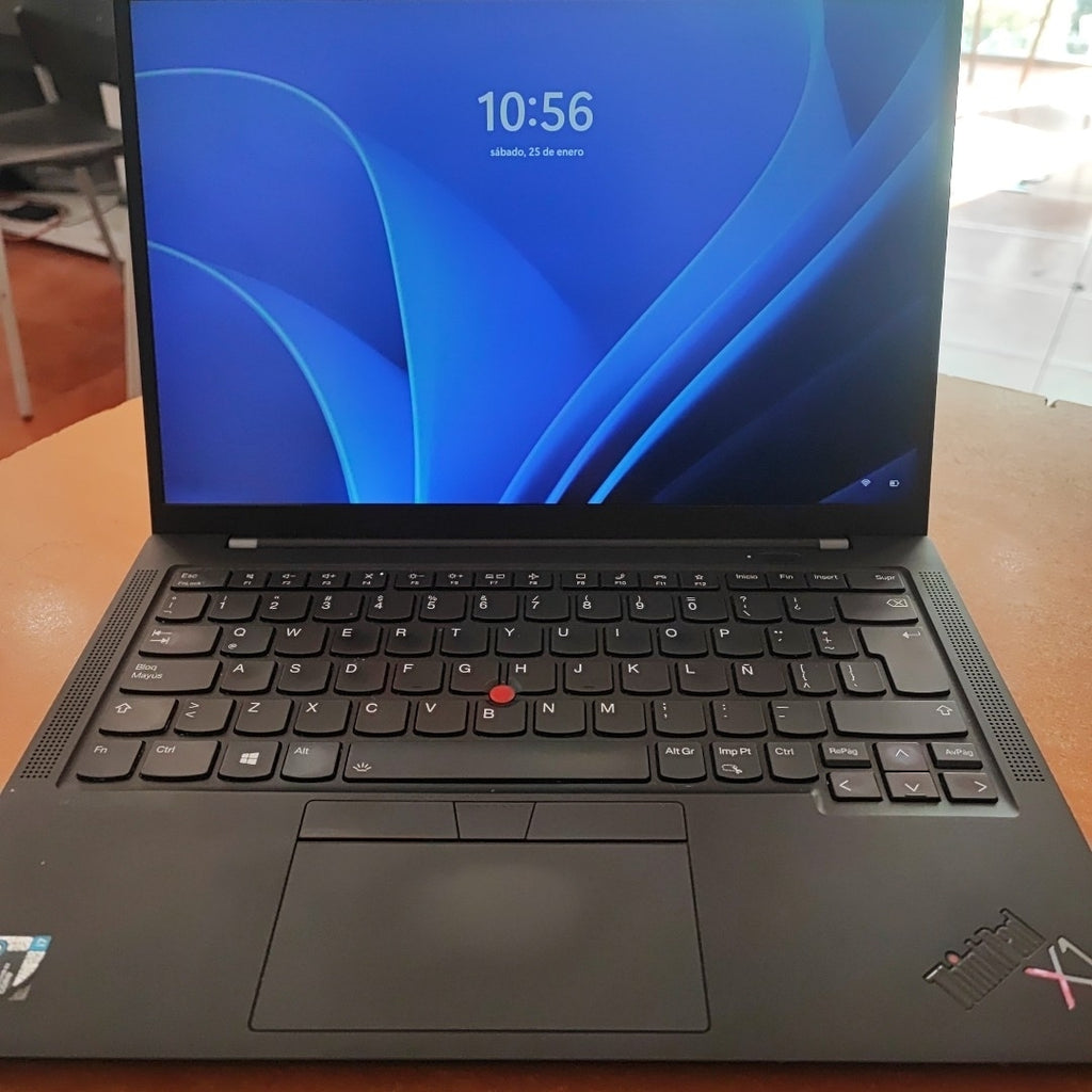 LAPTOP LENOVO THINKPAD X1 CARBON GEN 9 (2021) 512 GB SSD 16 GB RAM (SEMINUEVO)