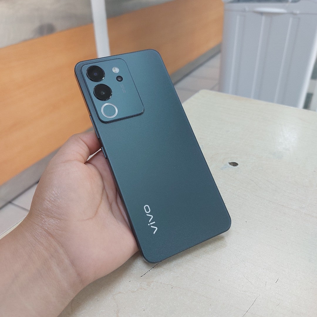 CELULAR VIVO V30 LITE V2314 (2023) 256 GB 12 GB RAM (SEMINUEVO)