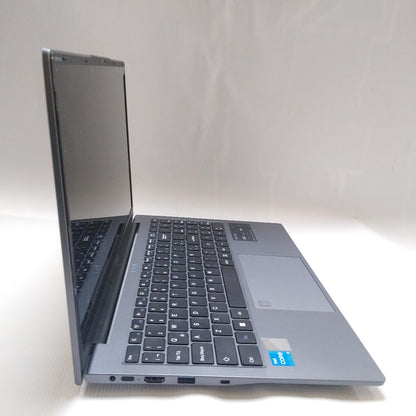 LAPTOP LANIX XBOOK B 15 512 GB SSD 8 GB RAM (SEMINUEVO)