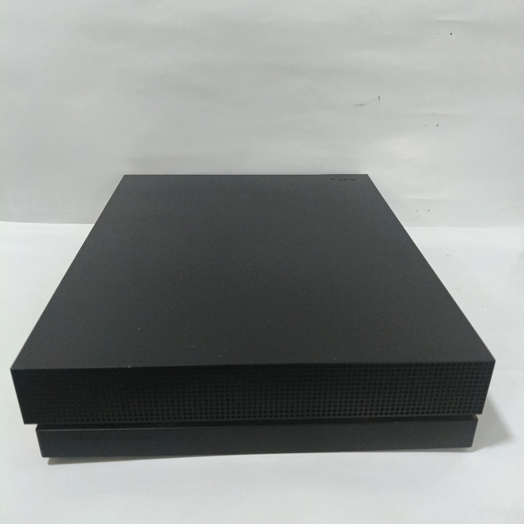 CONSOLA DE VIDEOJUEGO MICROSOFT XBOX ONE X 1 TB (SEMINUEVO)