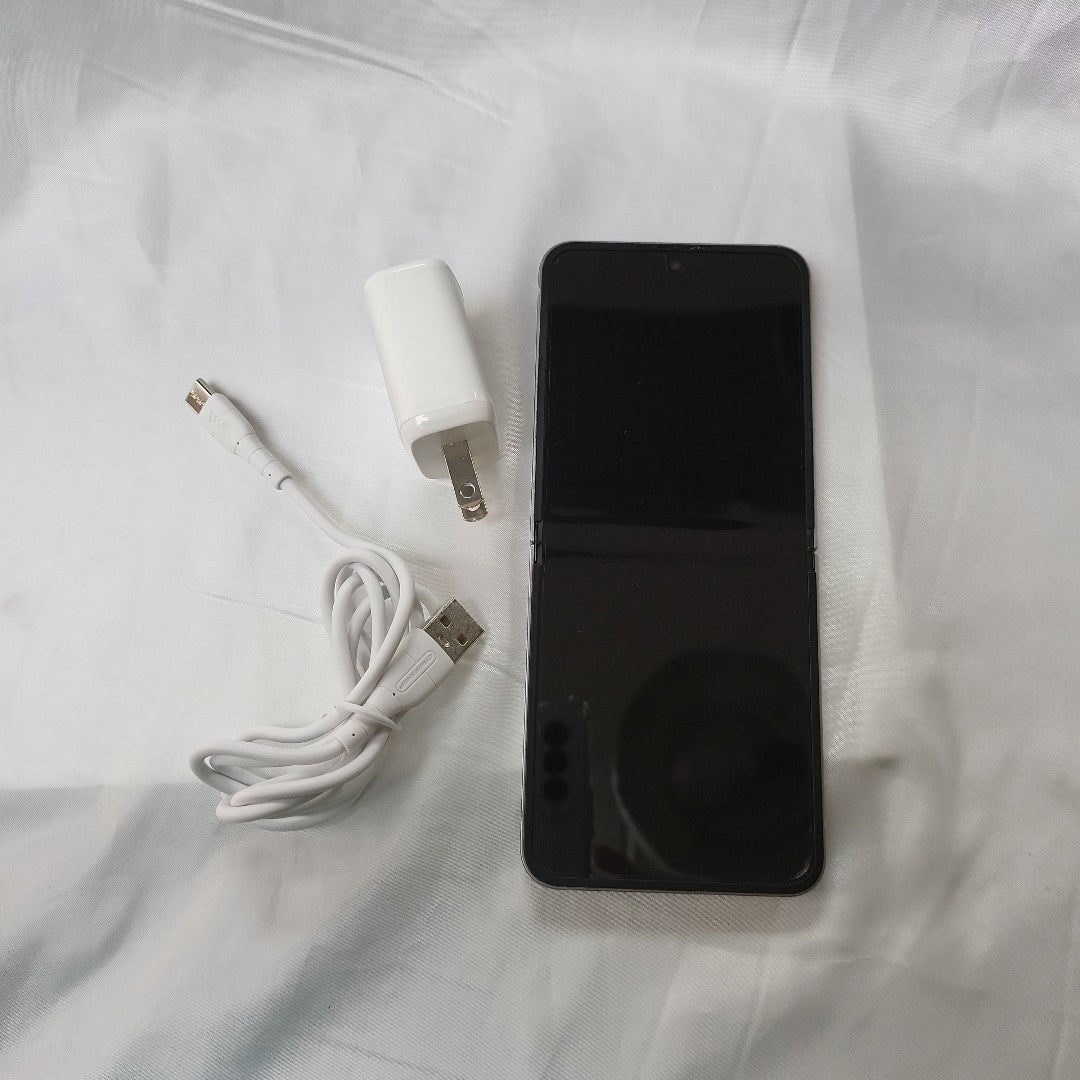 CELULAR SAMSUNG GALAXY Z FLIP6 SM-F741B (2024) 512 GB 12 GB RAM (SEMINUEVO)