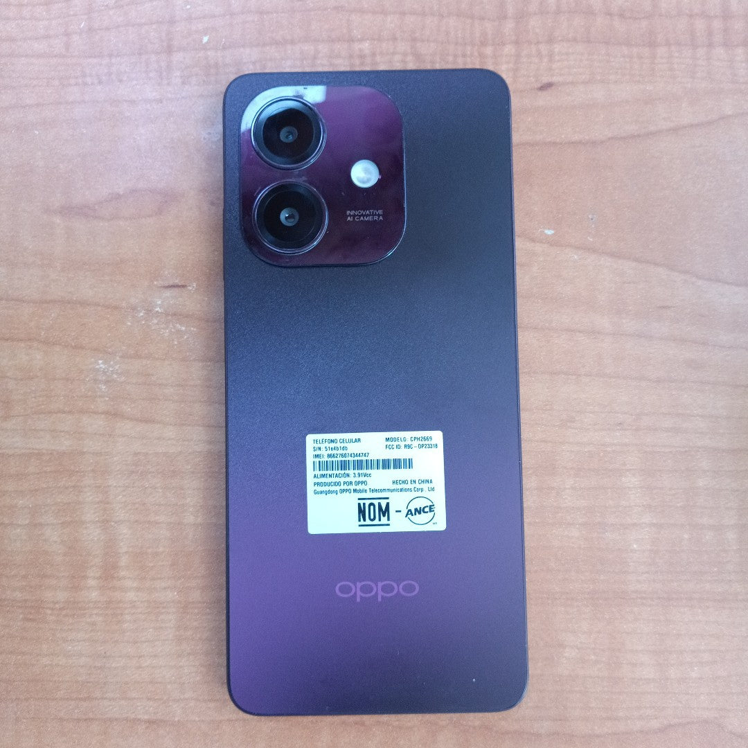 CELULAR OPPO  A40 CPH2669 (2024) 256 GB 4 GB RAM (SEMINUEVO)