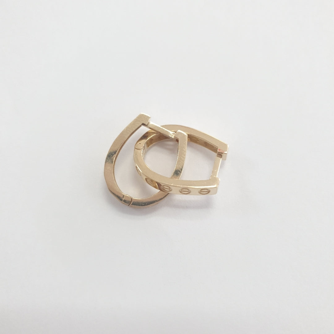HUGGIES ORO 14K 2.6 (NUEVO)