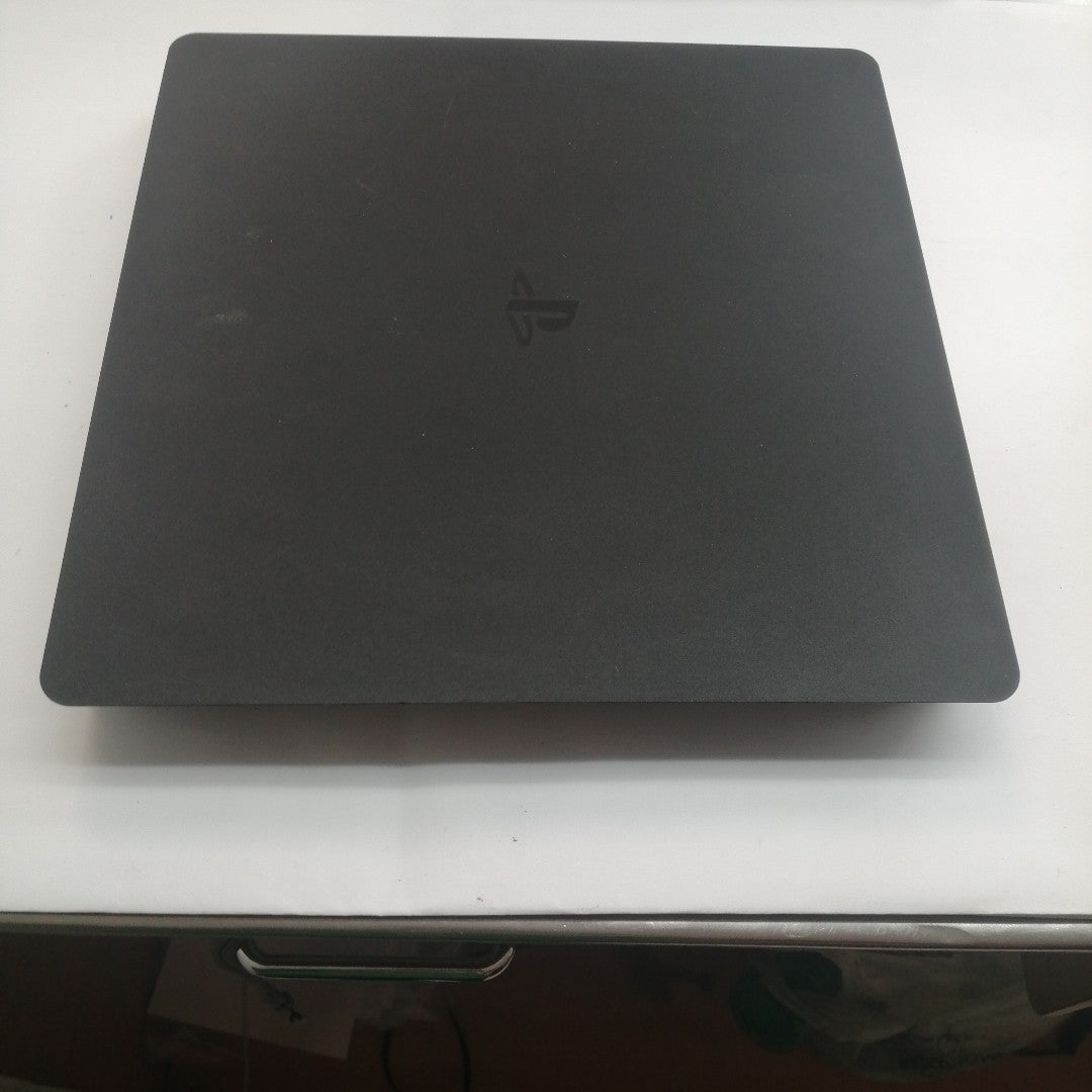 CONSOLA DE VIDEOJUEGO SONY PS4 SLIM 1 TB (SEMINUEVO)