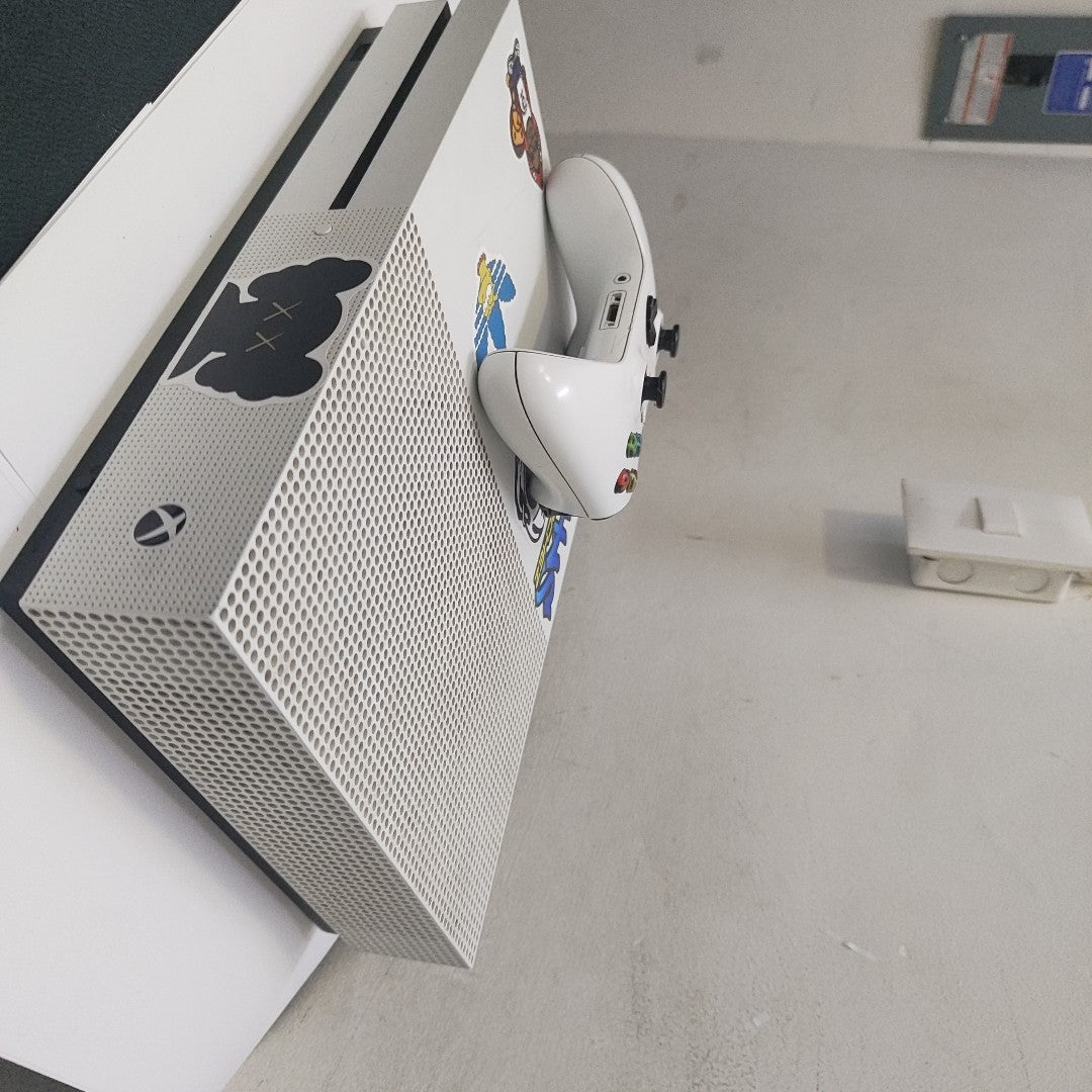CONSOLA DE VIDEOJUEGO MICROSOFT XBOX SERIES S 1 TB SSD (SEMINUEVO)