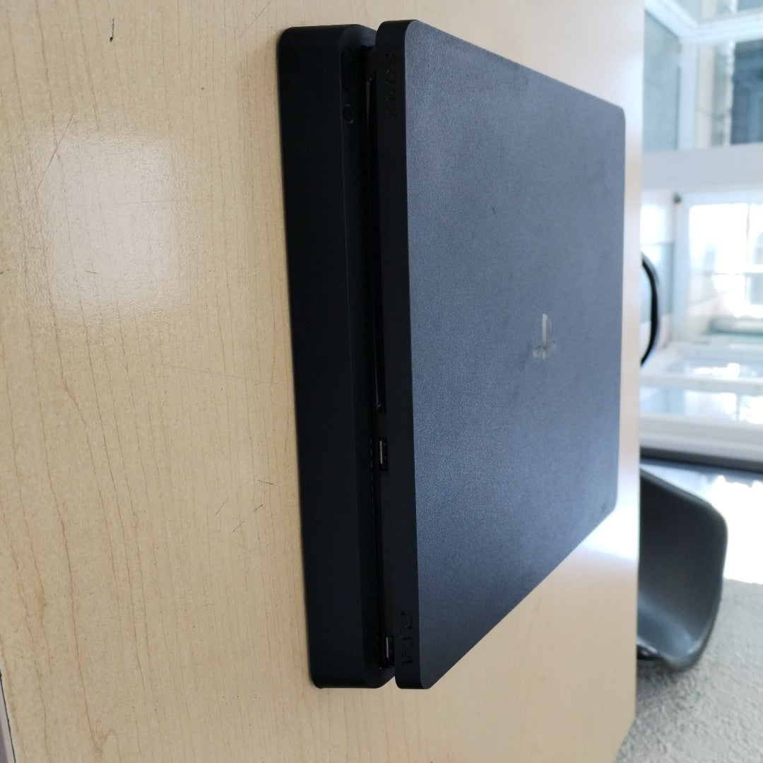 CONSOLA DE VIDEOJUEGO SONY PS4 SLIM 1 TB (SEMINUEVO)