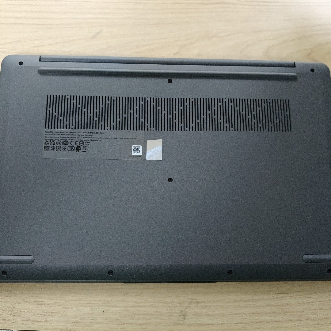 LAPTOP LENOVO IDEAPAD 3 15ITL6 (2021) 512 GB SSD 8 GB RAM (SEMINUEVO)