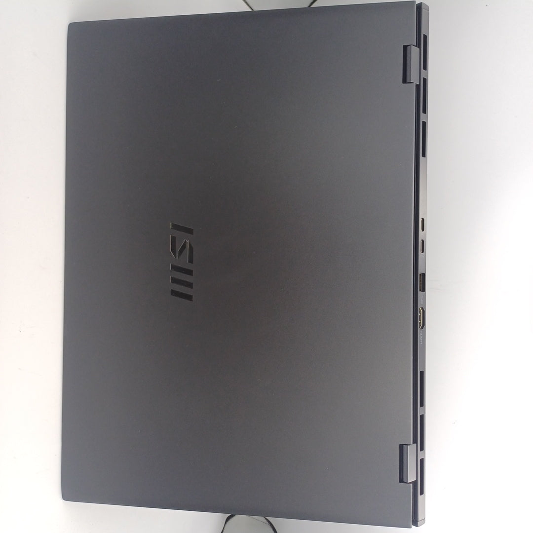 LAPTOP MSI PRESTIGE 16 AI EVO B1MG-028MX (2023) 1 TB SSD 32 GB RAM (SEMINUEVO)
