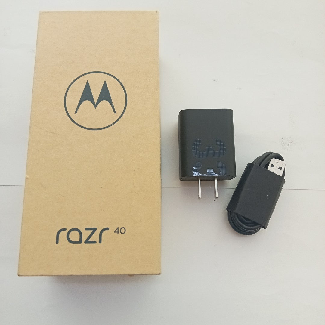CELULAR MOTOROLA RAZR 40 XT2323-1 (2023) 256 GB 8 GB RAM (SEMINUEVO)
