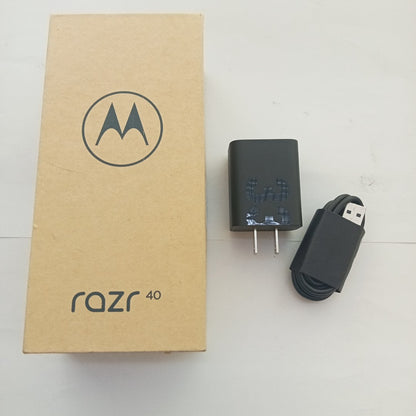 CELULAR MOTOROLA RAZR 40 XT2323-1 (2023) 256 GB 8 GB RAM (SEMINUEVO)