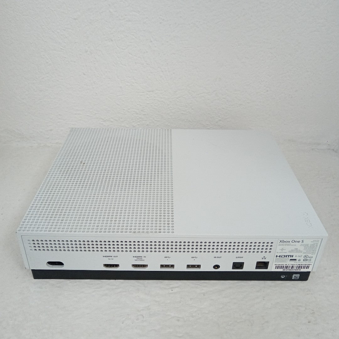 CONSOLA DE VIDEOJUEGO MICROSOFT XBOX ONE S 1 TB (SEMINUEVO)