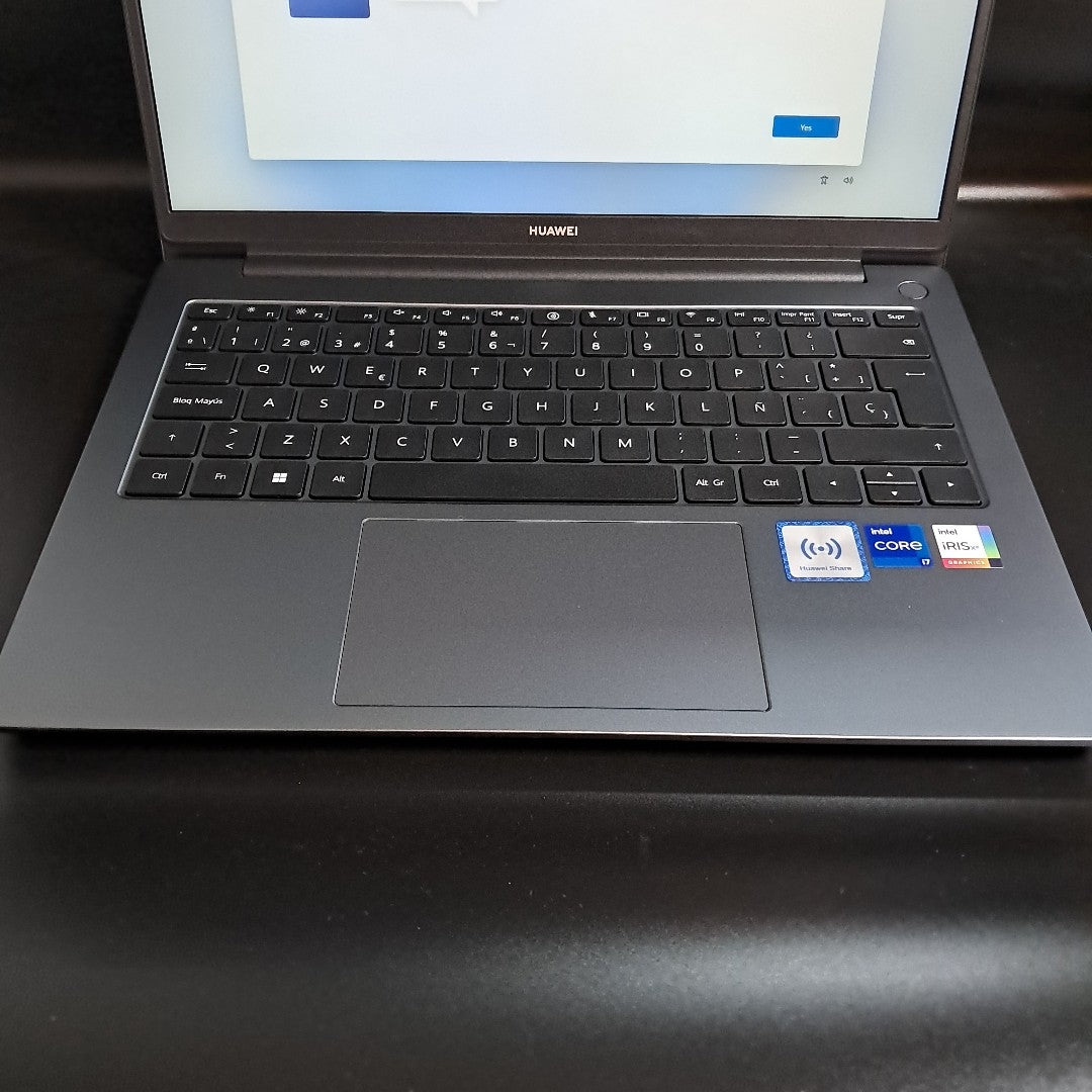 LAPTOP HUAWEI MATEBOOK D14 MDG-X (2023) 1 TB SSD 16 GB RAM (SEMINUEVO)
