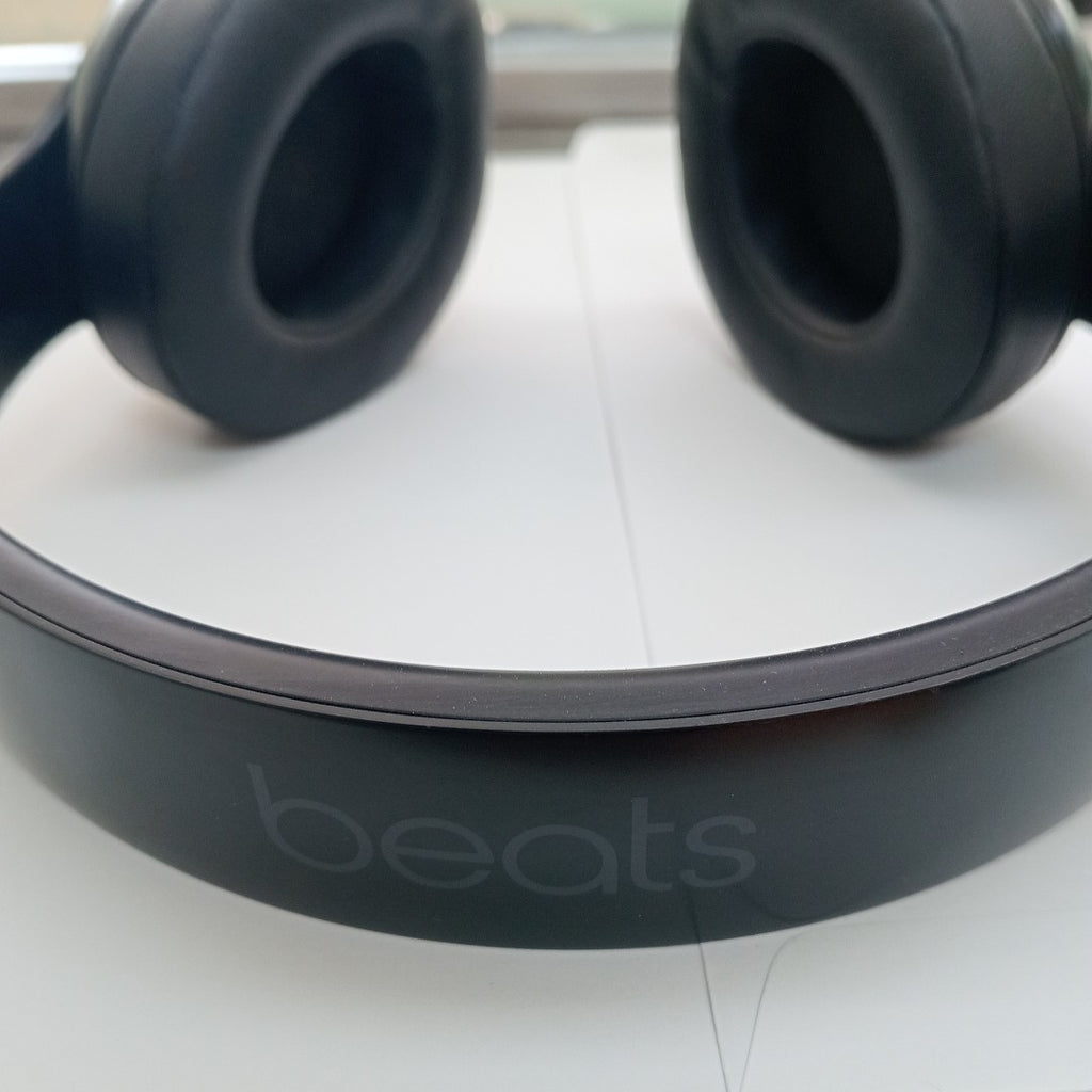 AUDIFONOS BEATS STUDIO 3 INALAMBRICO ON EAR (SEMINUEVO)