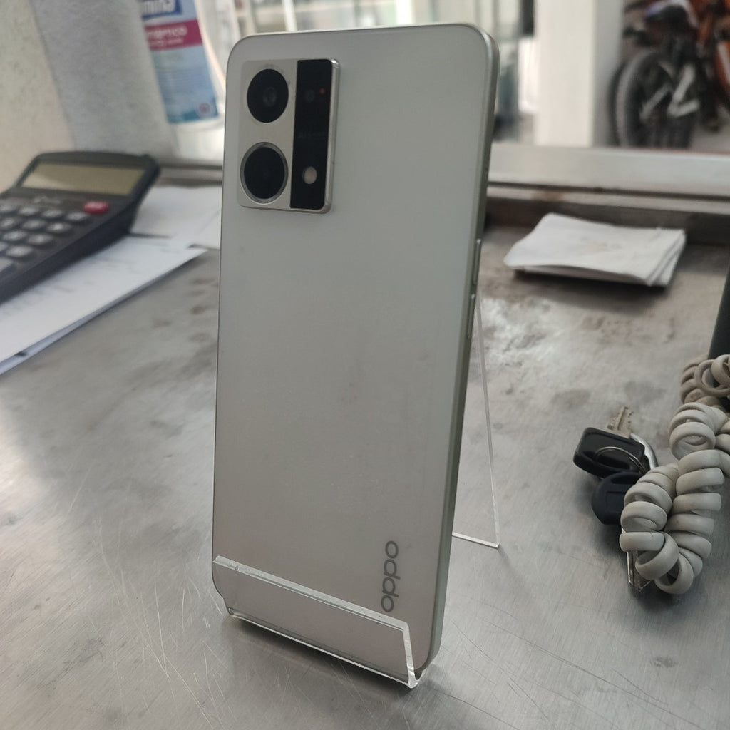 CELULAR OPPO  RENO7 CPH2363 (2022) 256 GB 8 GB RAM (SEMINUEVO)