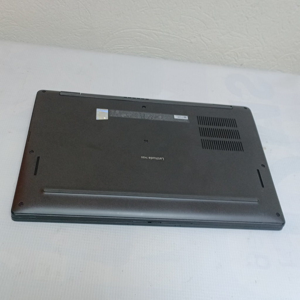 LAPTOP DELL LATITUDE 7420 (2023) 256 GB SSD 16 GB RAM (SEMINUEVO)
