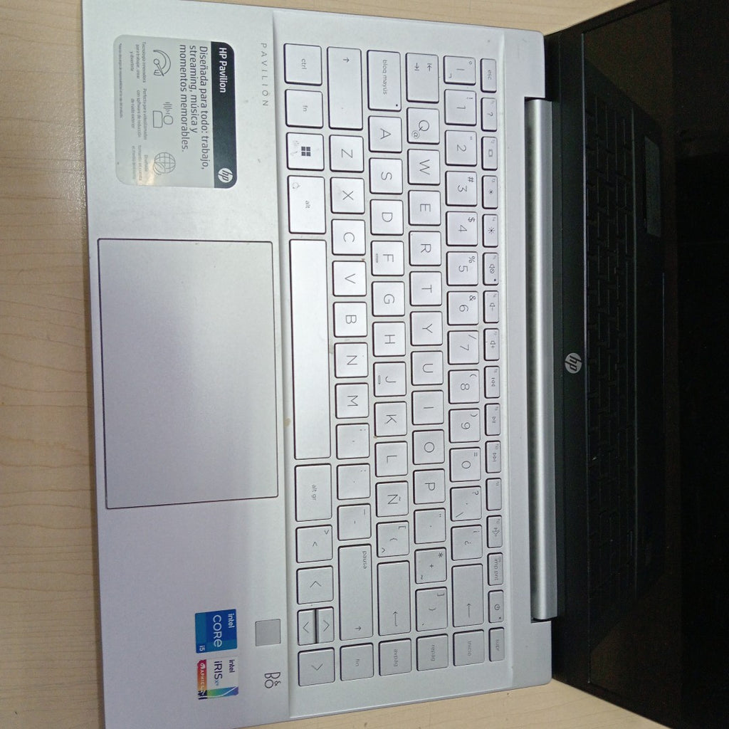 LAPTOP HP PAVILION 14-DV0502LA (2021) 512 GB SSD 8 GB RAM + 32 GB OPTANE (SEMINUEVO)