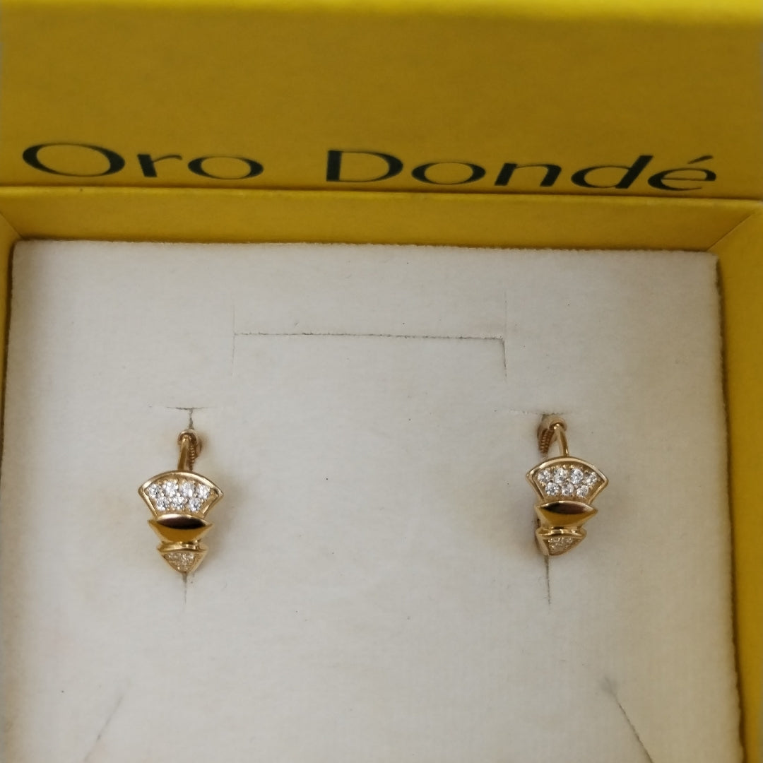 HUGGIES ORO 14K 2.7 (NUEVO)