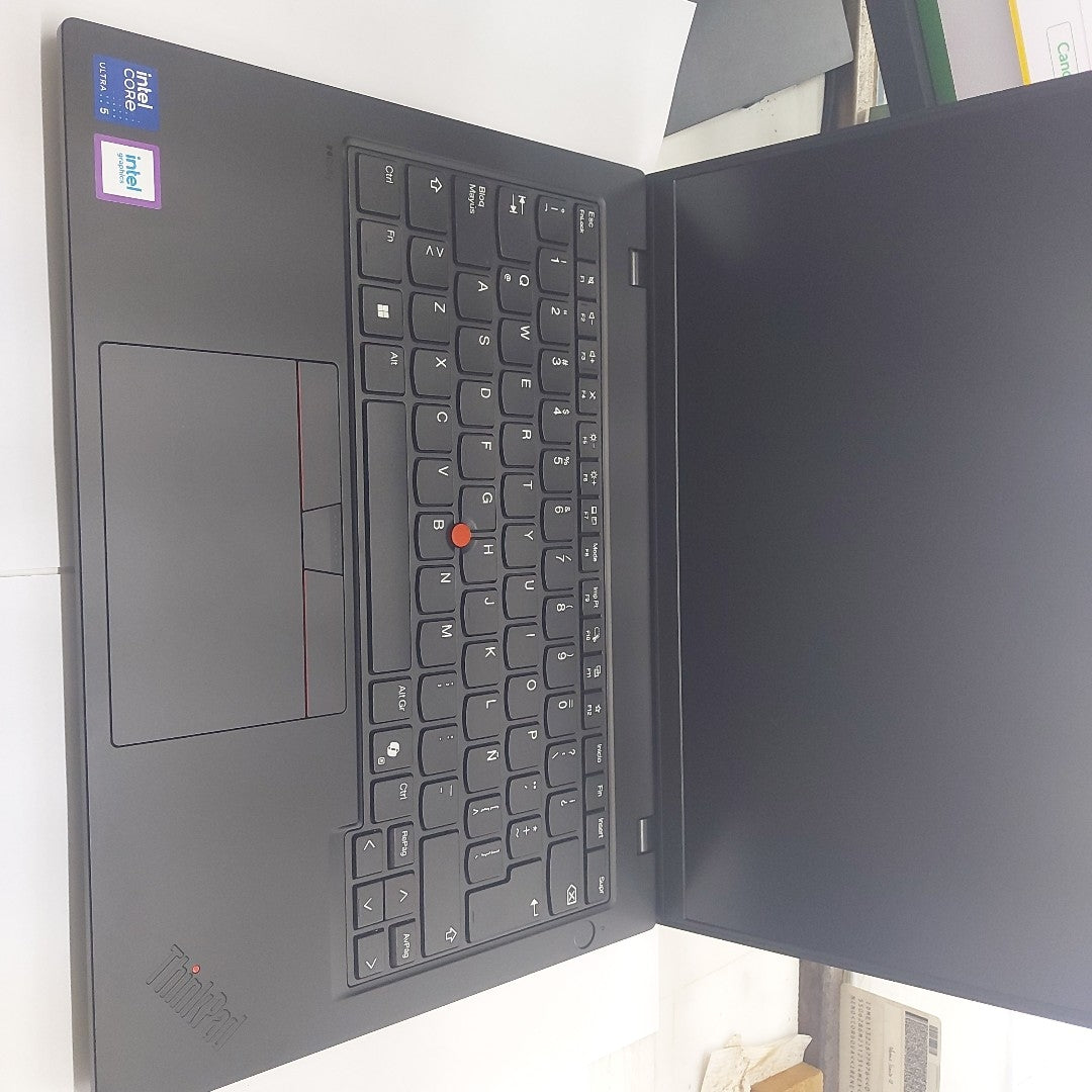 LAPTOP LENOVO THINKPAD L14 GEN 5 (2024) 512 GB SSD 16 GB RAM (SEMINUEVO)