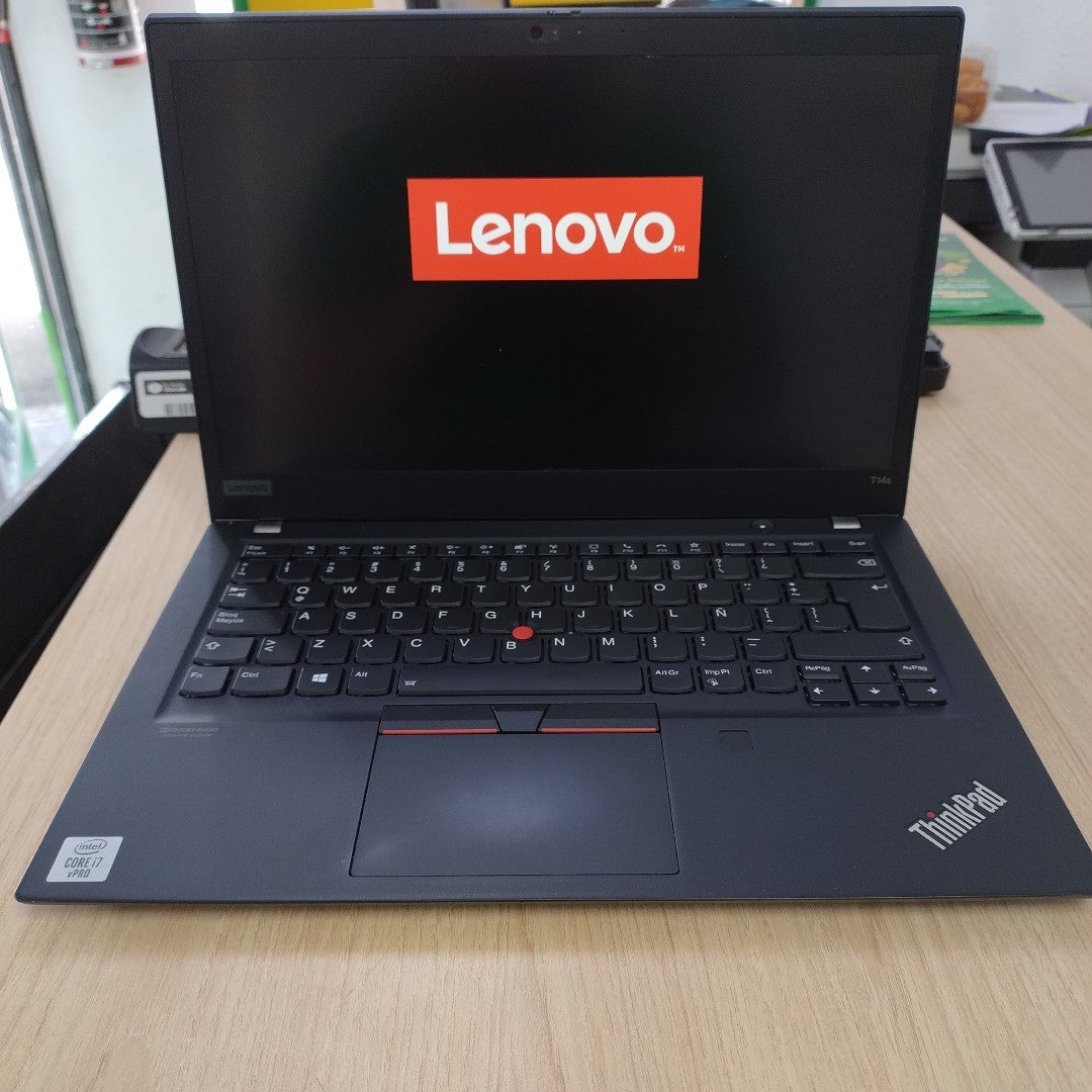 LAPTOP LENOVO THINKPAD T14S GEN 1 (2022) 256 GB SSD 16 GB RAM (SEMINUEVO)